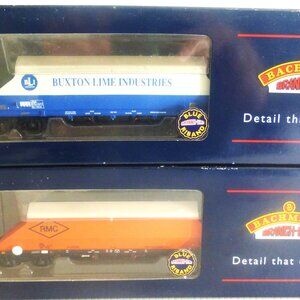 2 Bachmann BOGIE HOPPER WAGON Advertising BUXTON LIME IND.Railroad TRAIN 1:76